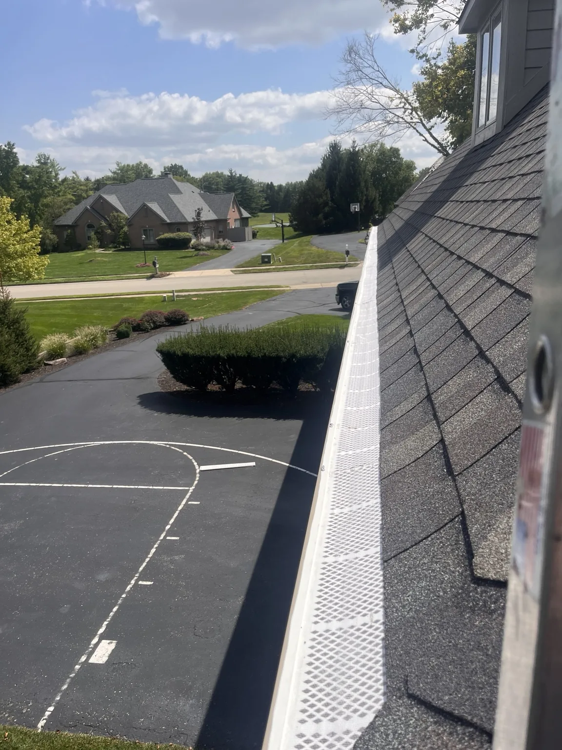 Gutter Cleaning by Florida Man Home Services